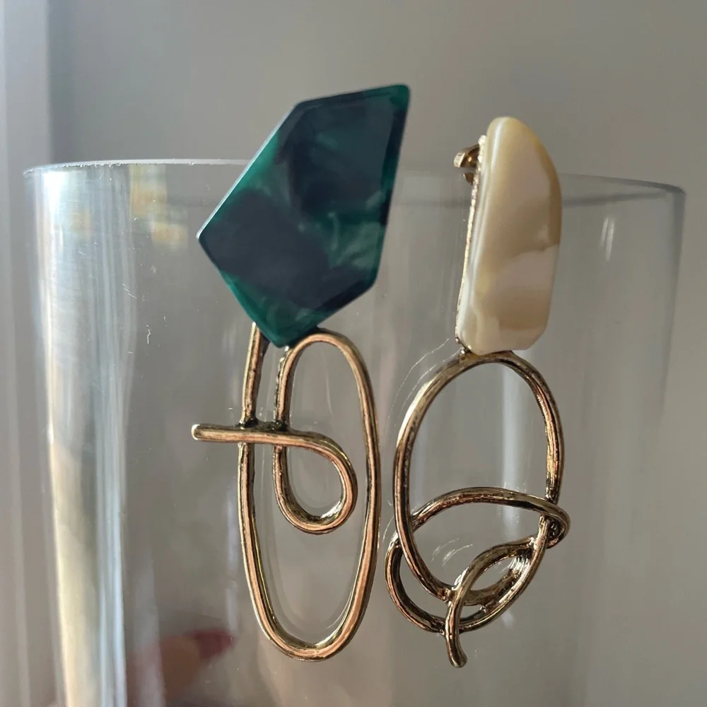 Angelica Stones W Gold Earrings
